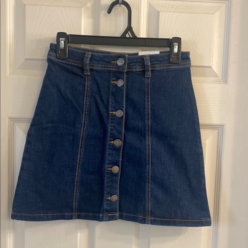 American Tall Denim Button-Front Skirt, waist 25 Tall, Brand New